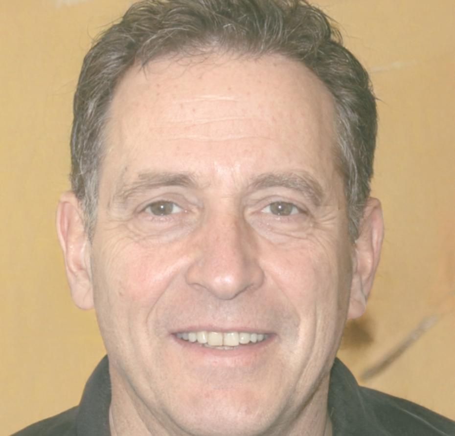 Portrait of Callum Hendricks, founder of evaronexalio